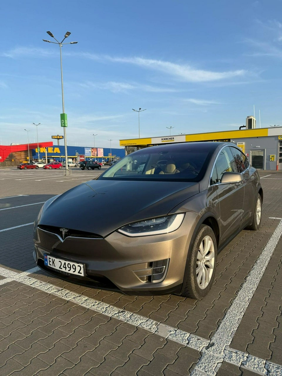 Tesla Model X - Zdjęcie 15