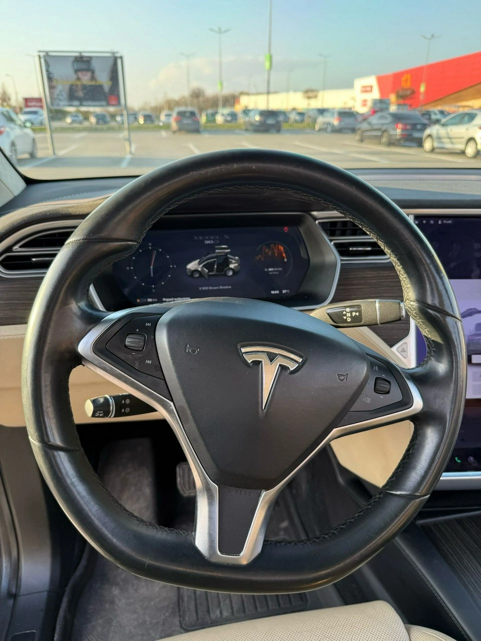 Tesla Model X - Zdjęcie 2