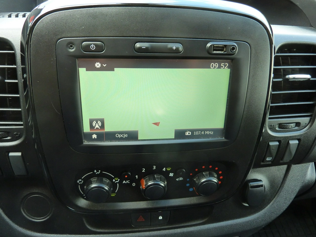 Opel Vivaro - Zdjęcie 16