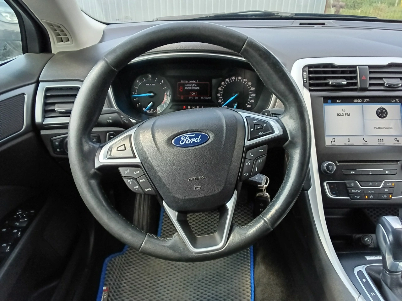 Ford Mondeo - Zdjęcie 24