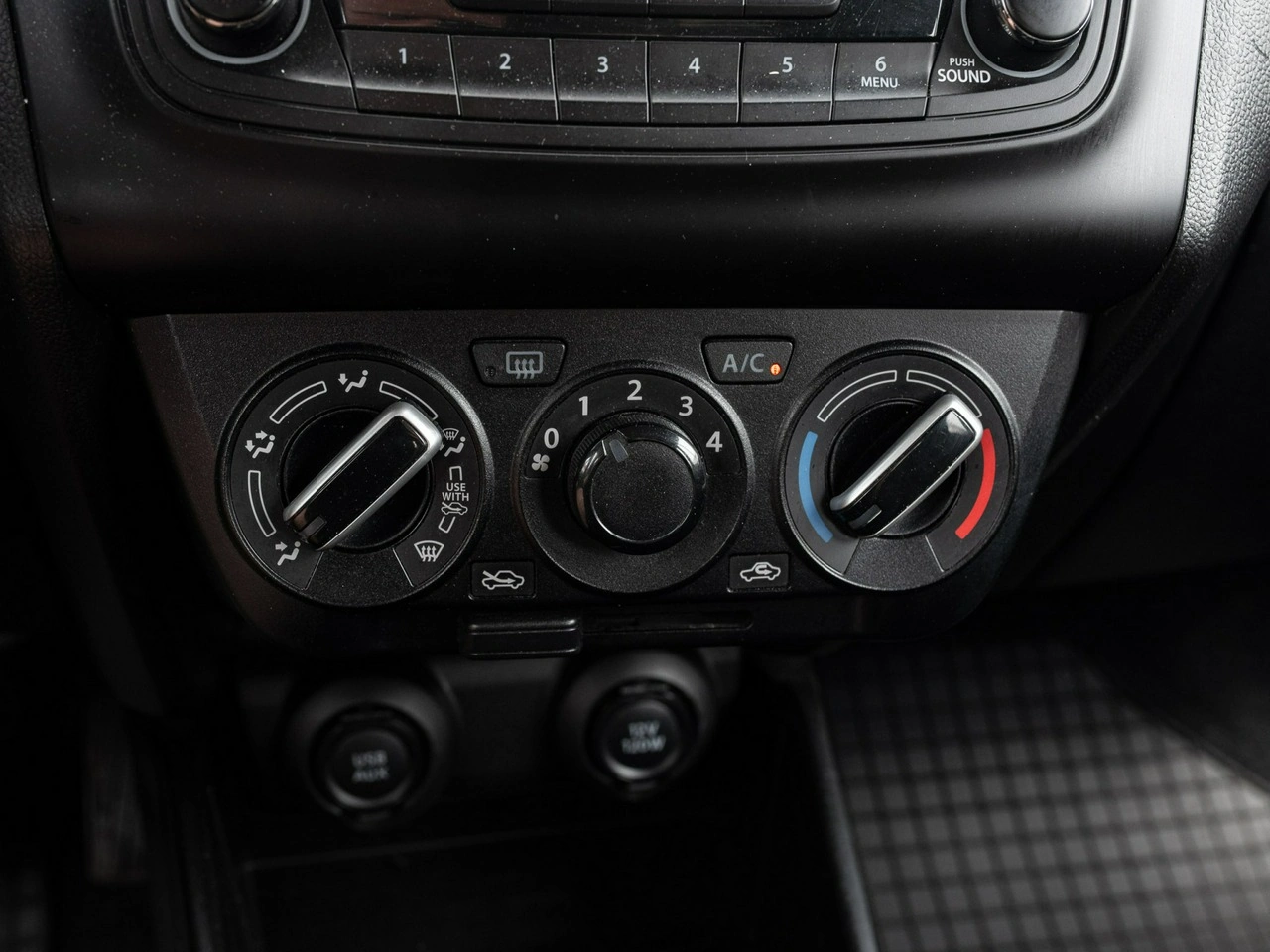 Suzuki Swift - Zdjęcie 15