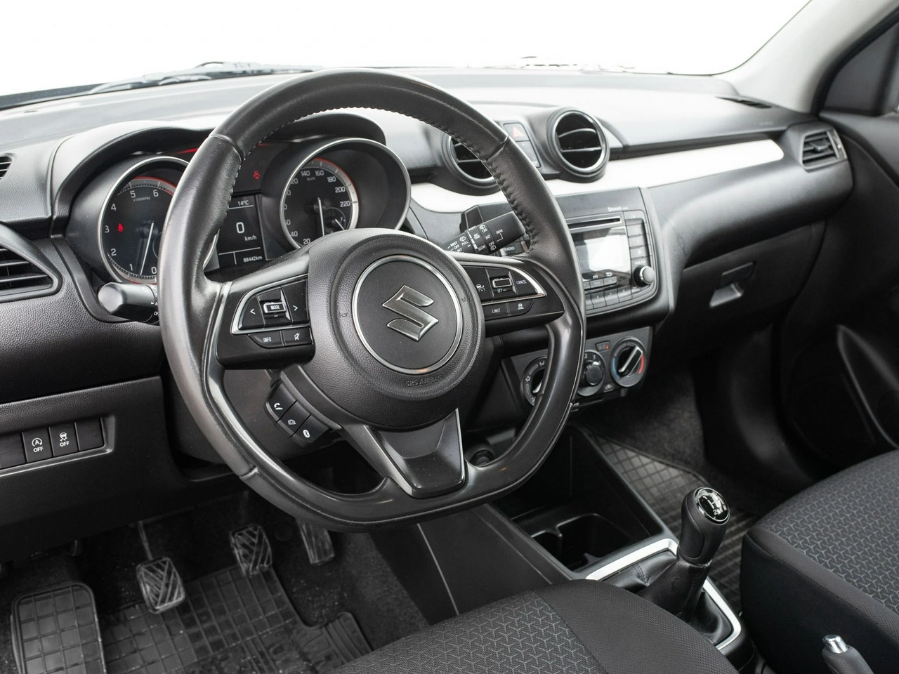 Suzuki Swift - Zdjęcie 5