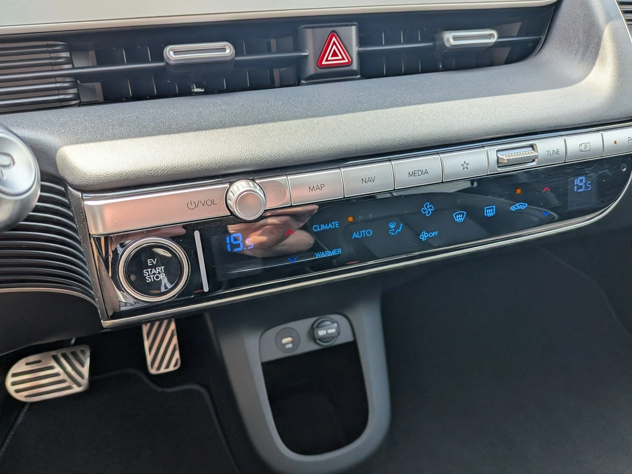 Hyundai IONIQ 5 - Zdjęcie 24