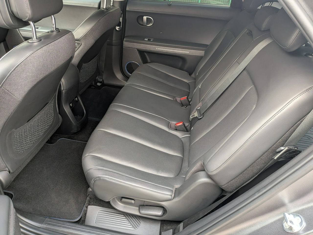 Hyundai IONIQ 5 - Zdjęcie 19