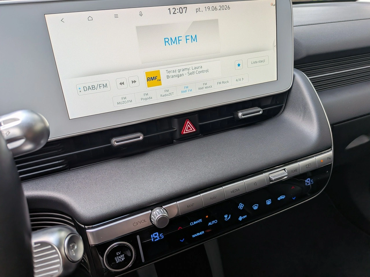 Hyundai IONIQ 5 - Zdjęcie 40