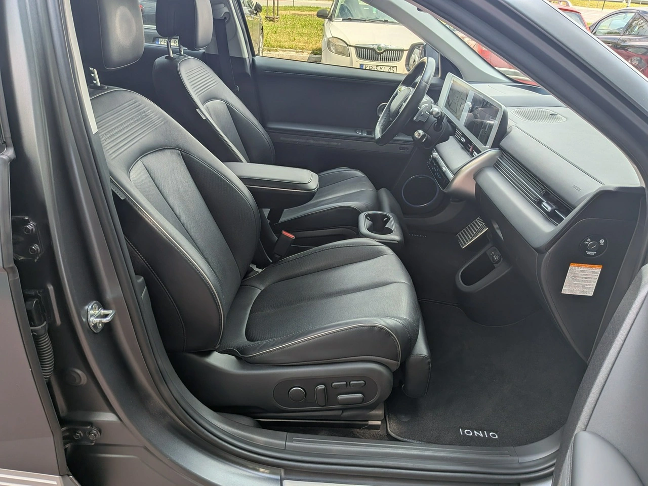 Hyundai IONIQ 5 - Zdjęcie 43