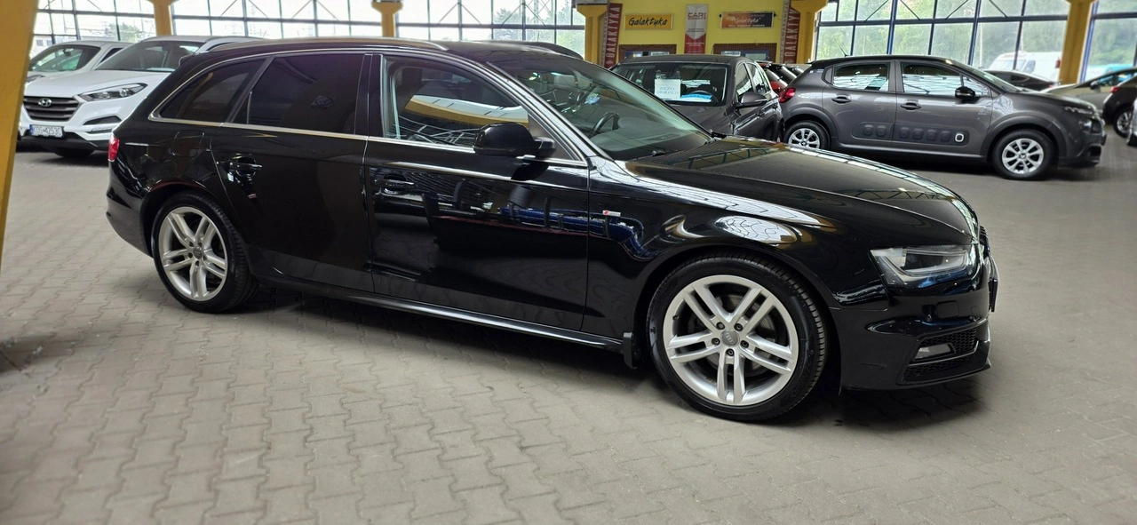 Audi A4 - Główne zdjęcie