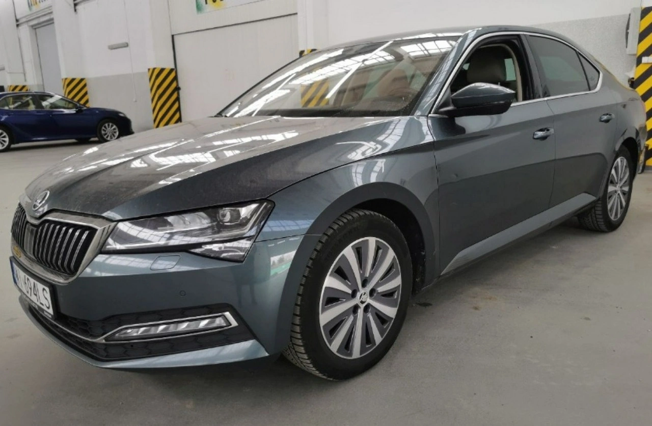 Skoda Superb - Główne zdjęcie