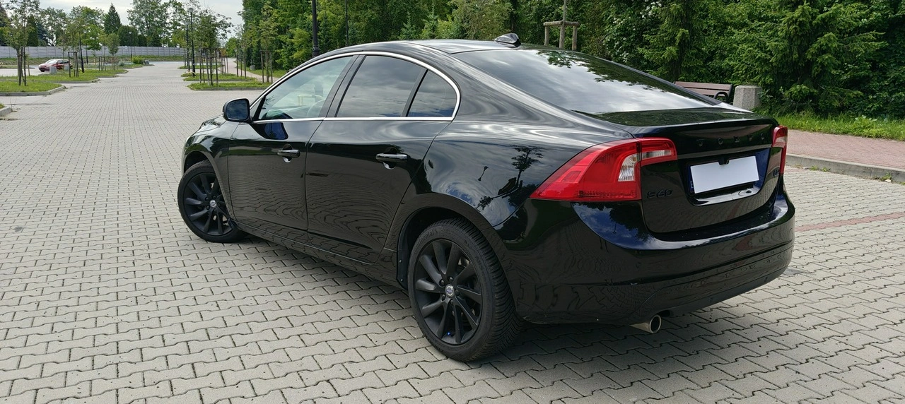 Volvo S60 - Zdjęcie 2