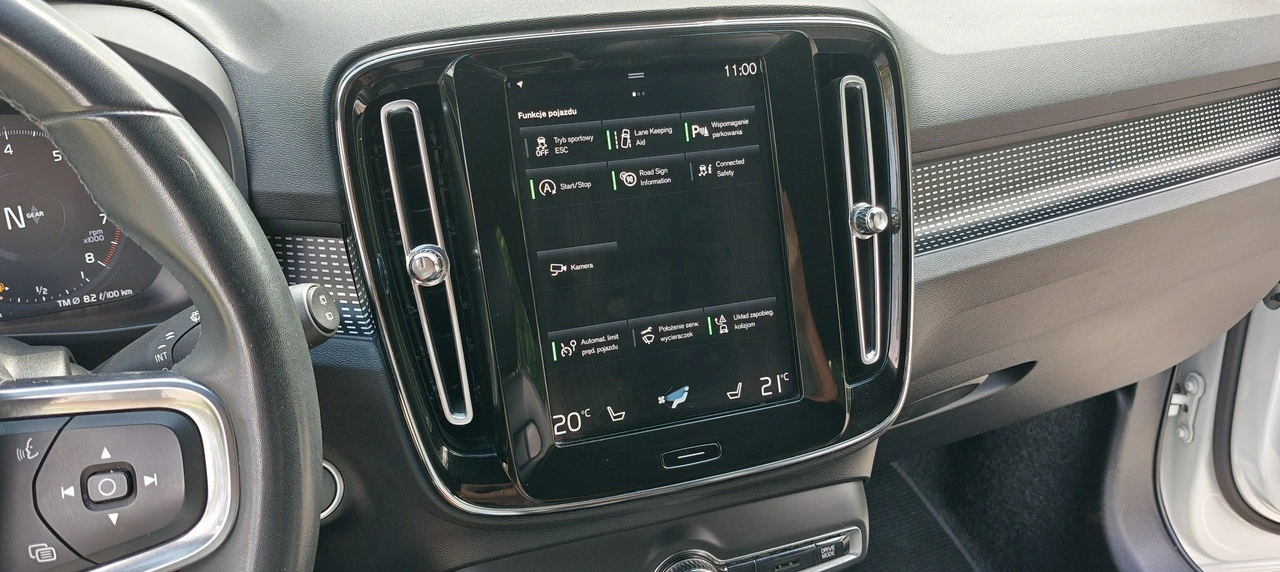 Volvo XC 40 - Zdjęcie 11
