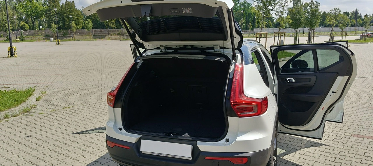 Volvo XC 40 - Zdjęcie 19