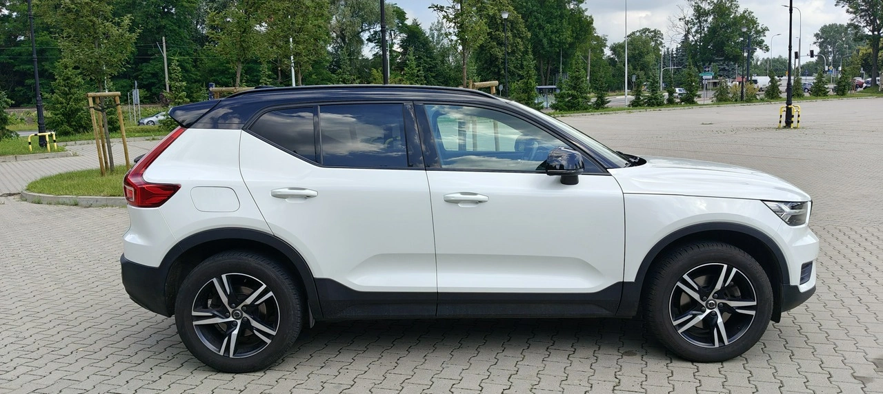 Volvo XC 40 - Zdjęcie 21