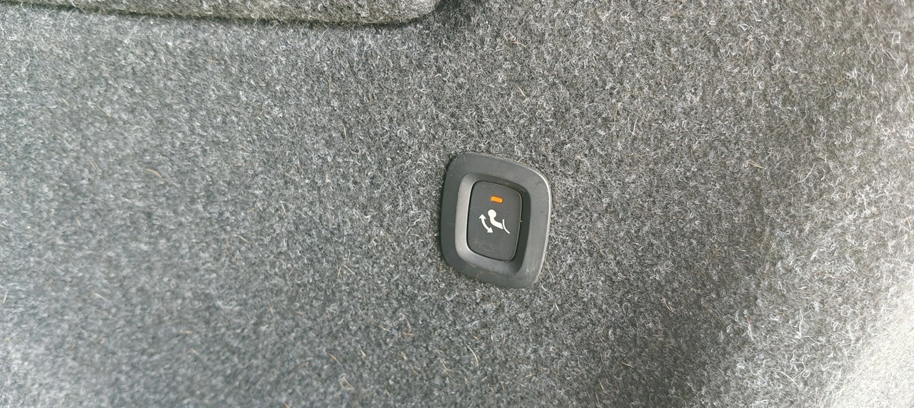 Volvo XC 40 - Zdjęcie 24