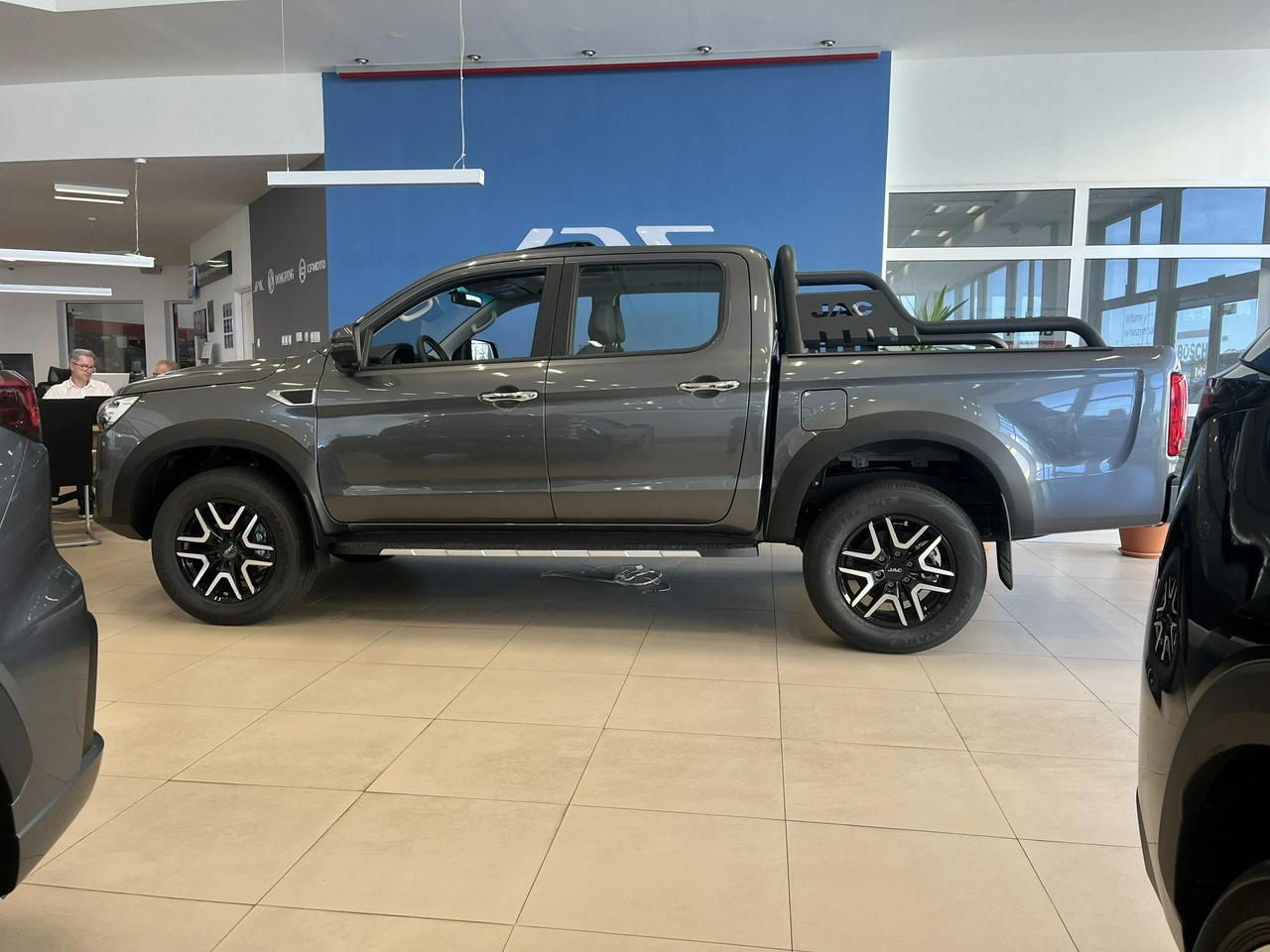 JAC T8 PRO - Zdjęcie 1