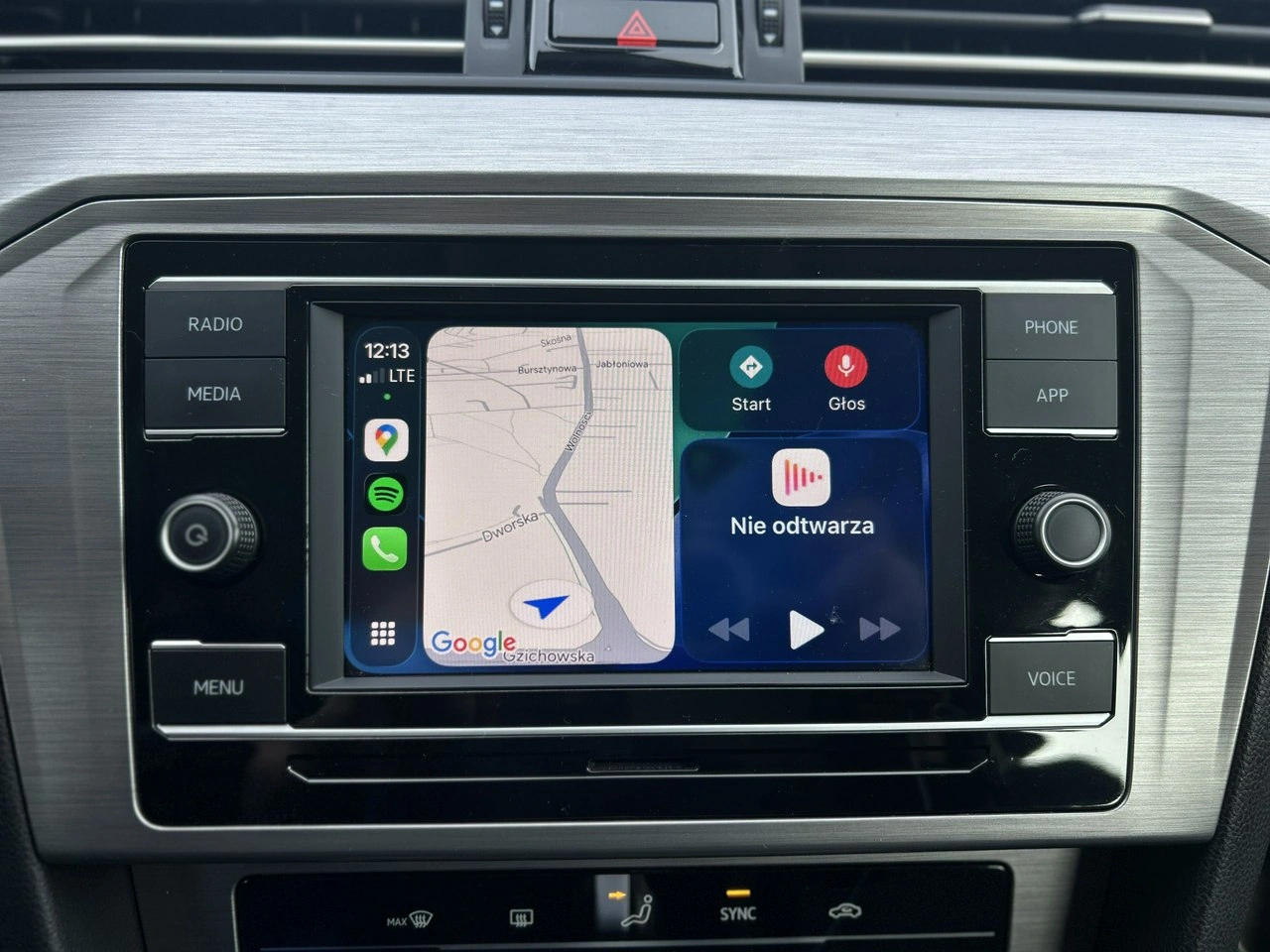 Volkswagen Passat - Zdjęcie 23