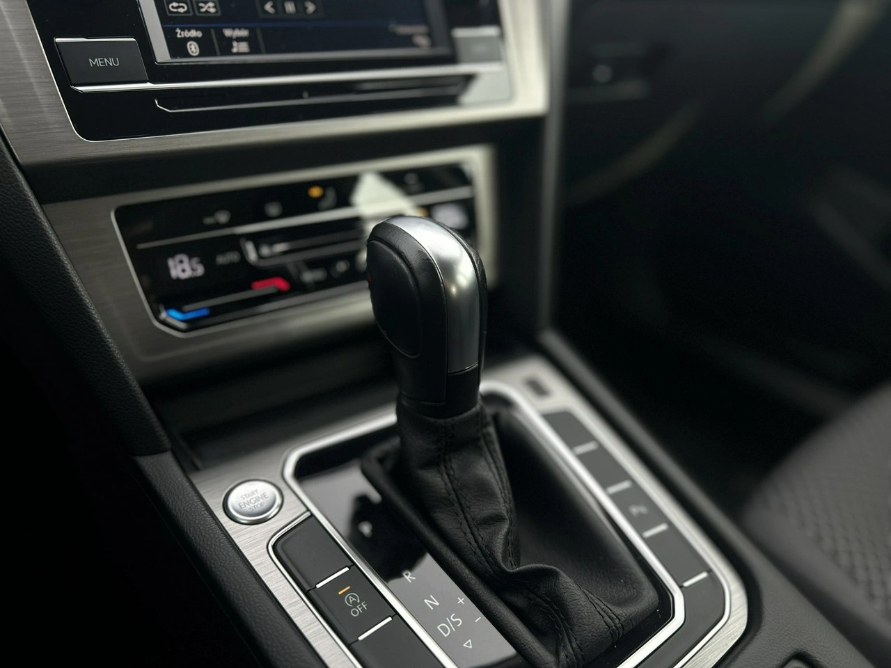 Volkswagen Passat - Zdjęcie 26