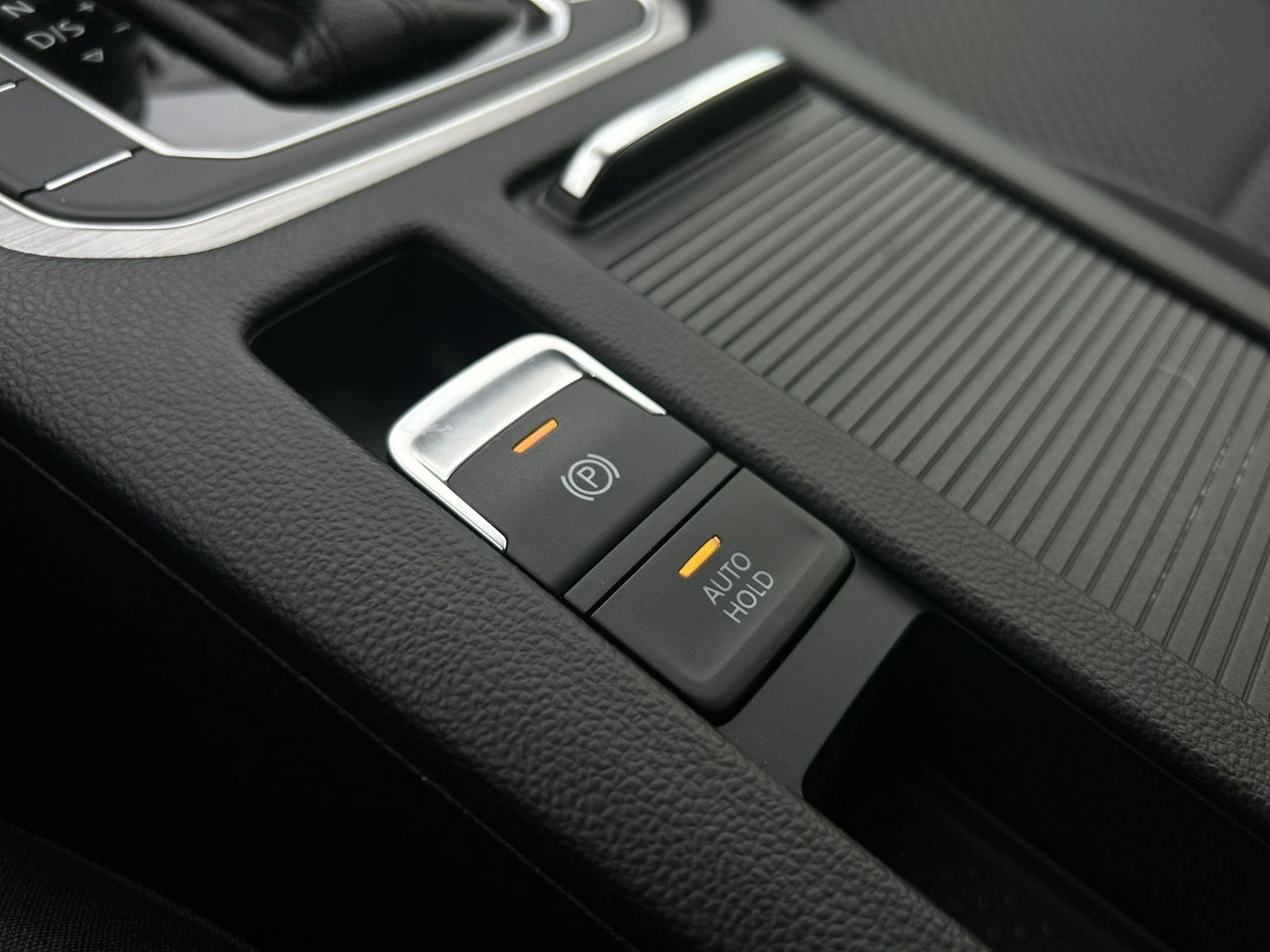 Volkswagen Passat - Zdjęcie 32