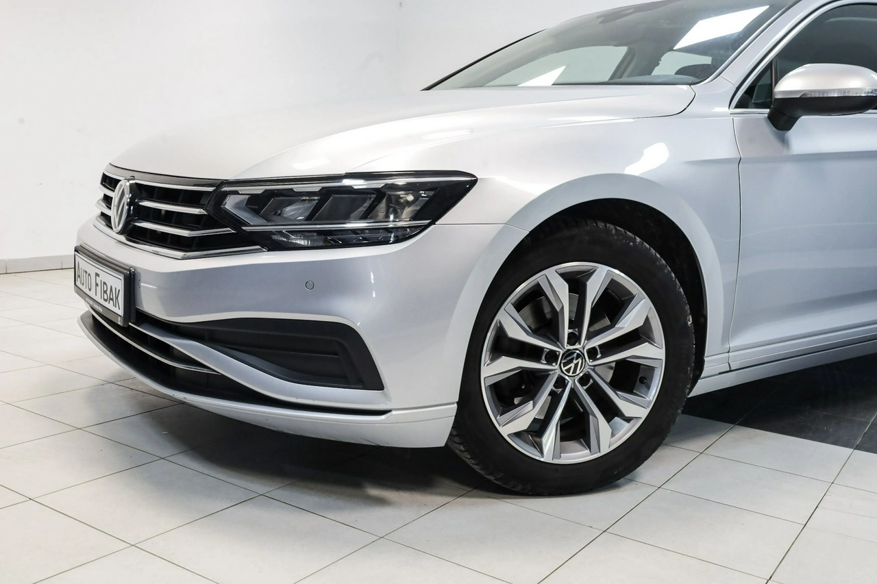 Volkswagen Passat - Zdjęcie 3