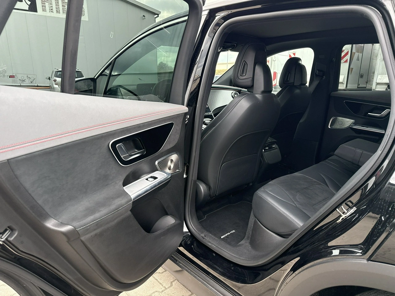 Mercedes EQE - Zdjęcie 13
