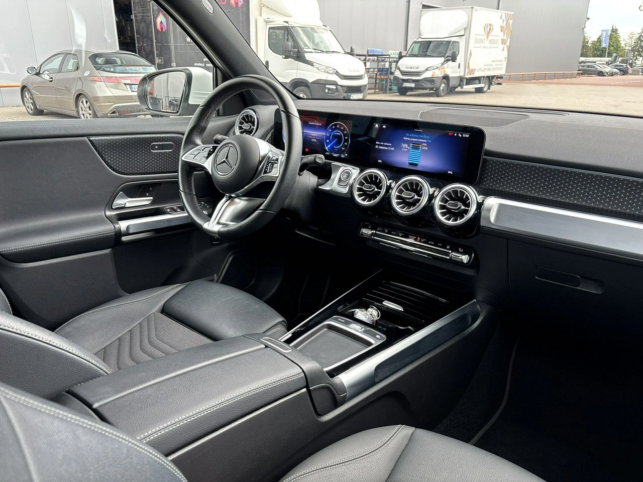 Mercedes EQB - Zdjęcie 13
