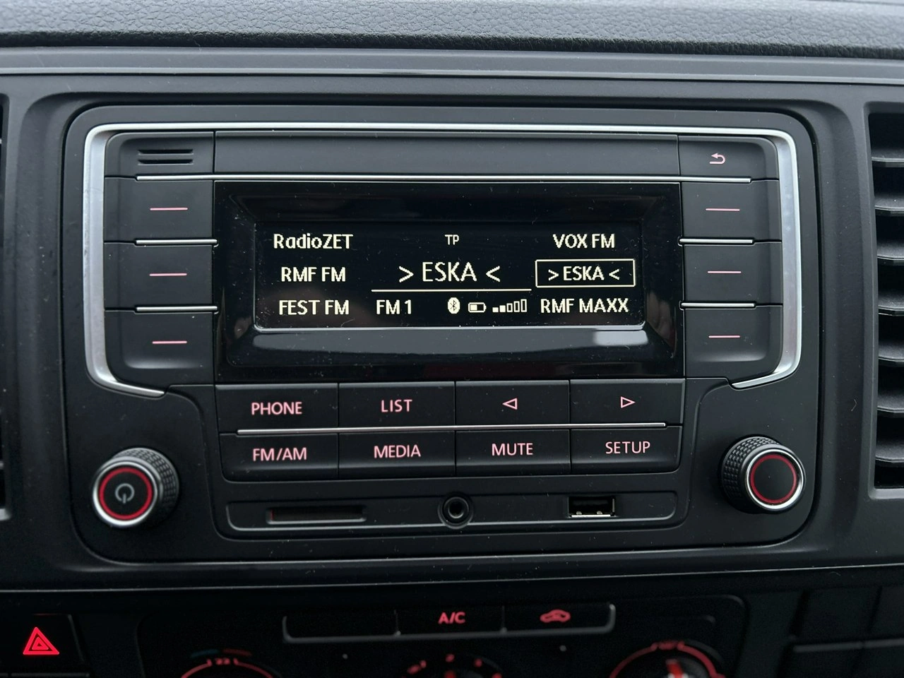 Volkswagen Transporter - Zdjęcie 26