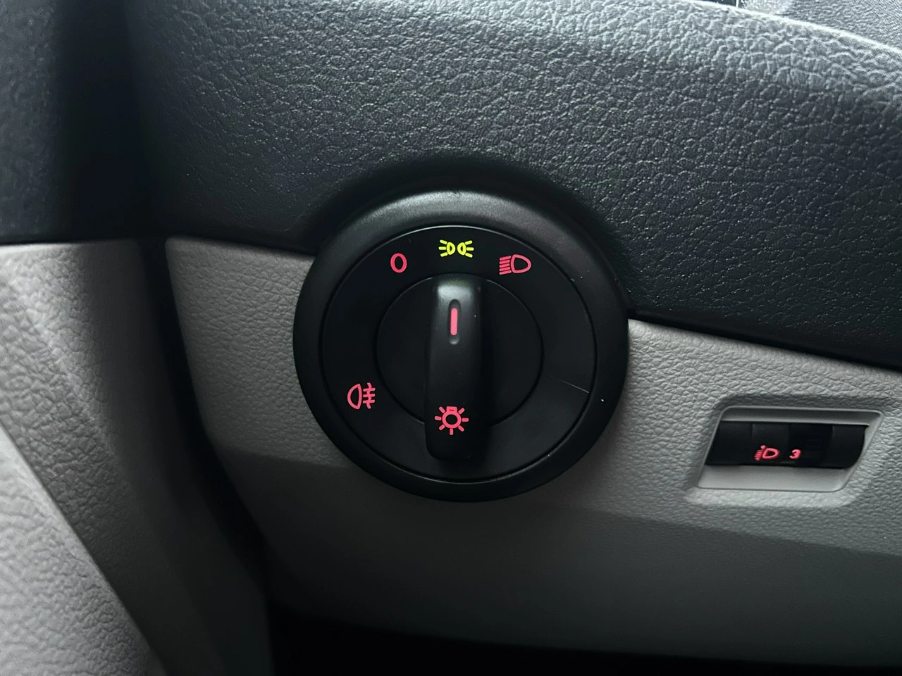 Volkswagen Transporter - Zdjęcie 34