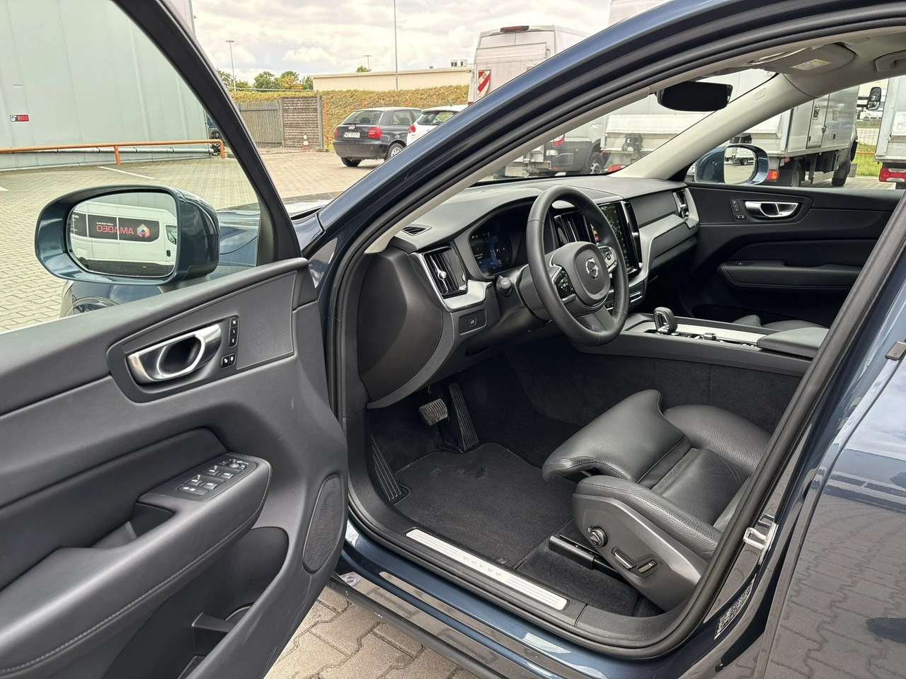 Volvo XC 60 - Zdjęcie 10