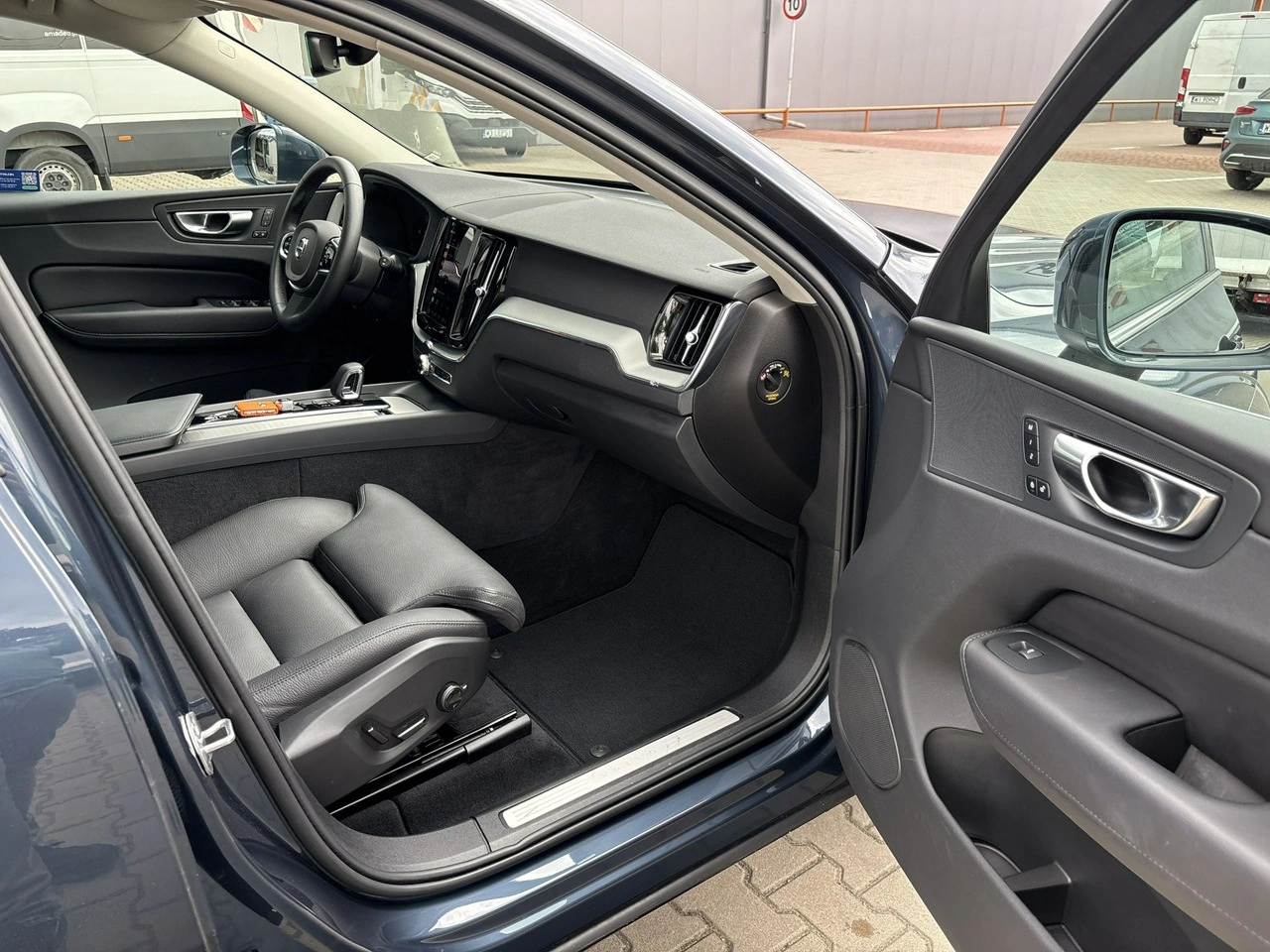 Volvo XC 60 - Zdjęcie 16