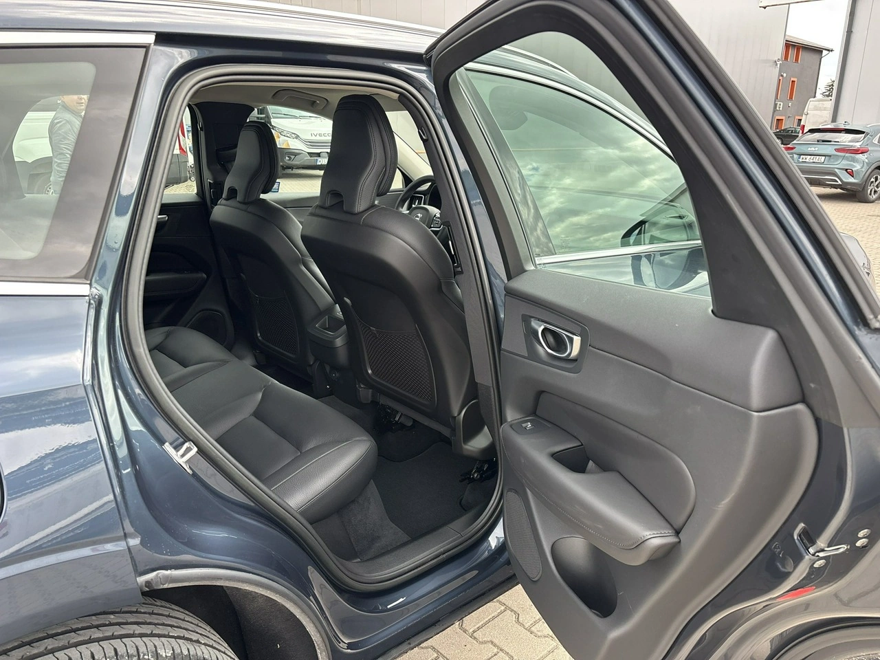 Volvo XC 60 - Zdjęcie 18