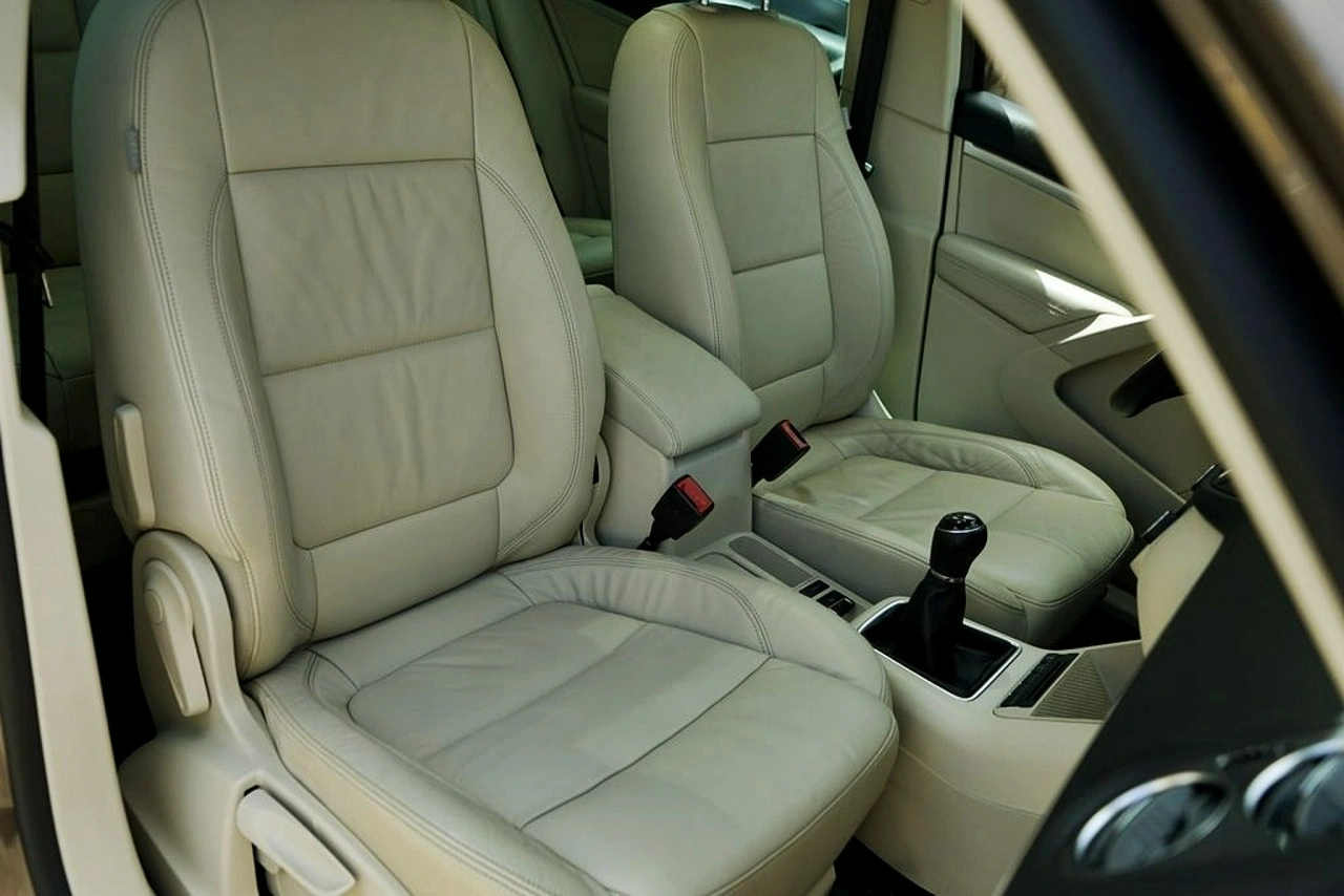 Volkswagen Tiguan - Zdjęcie 18