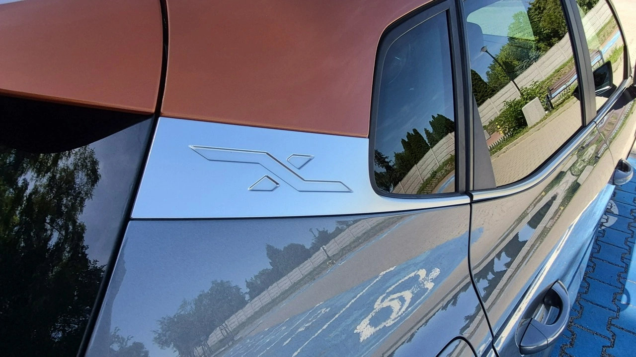 Seat Arona - Zdjęcie 11
