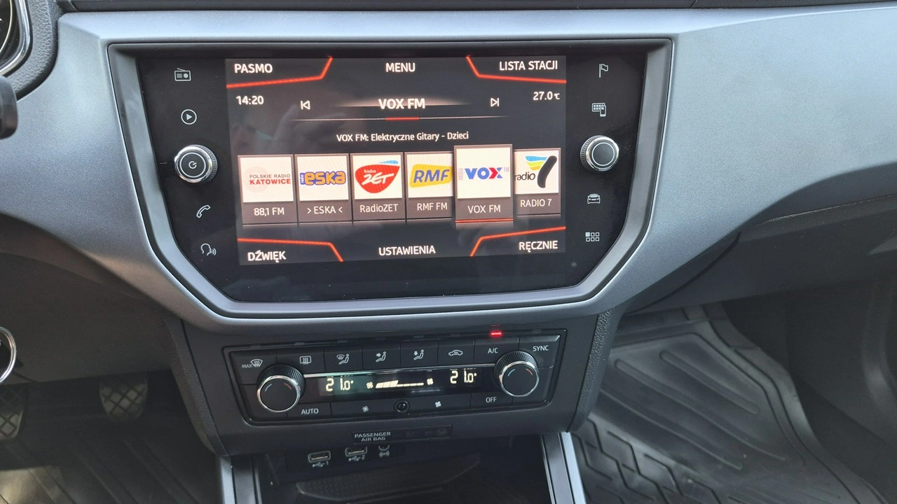 Seat Arona - Zdjęcie 13