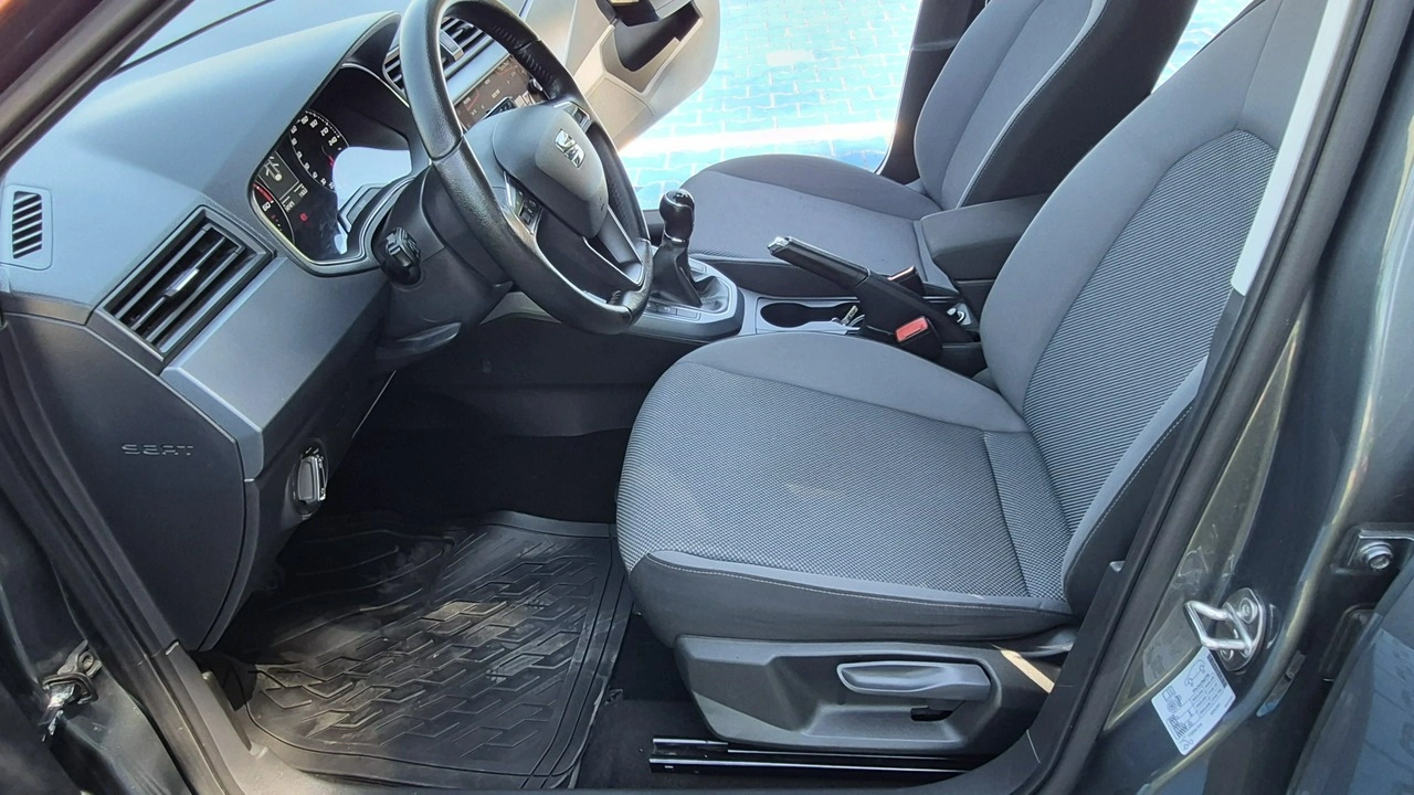 Seat Arona - Zdjęcie 6
