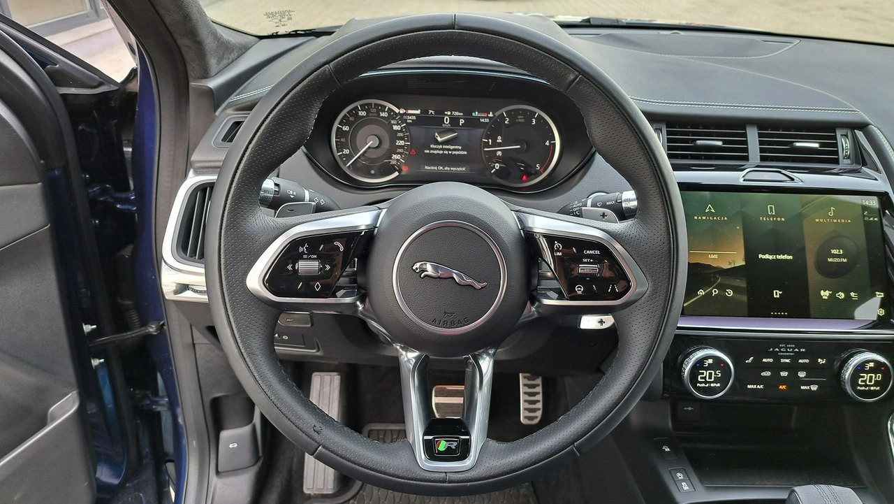 Jaguar E-Pace - Zdjęcie 24