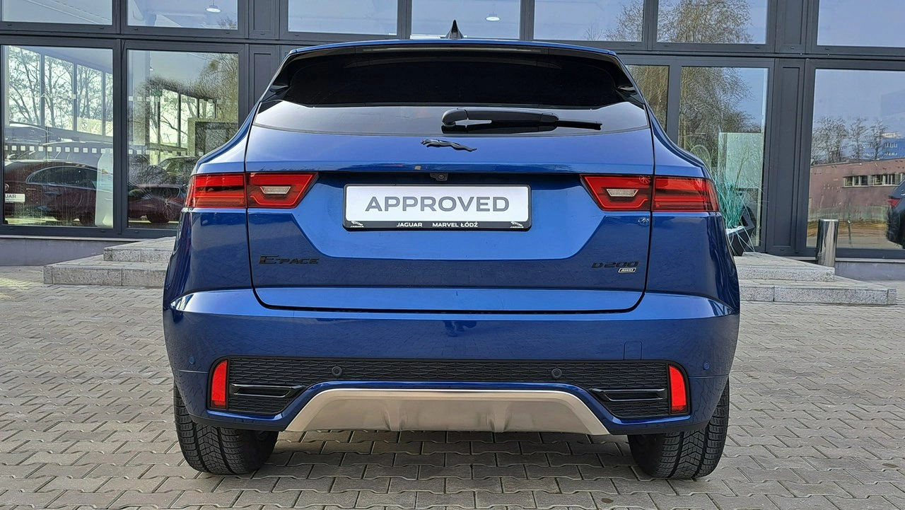 Jaguar E-Pace - Zdjęcie 8