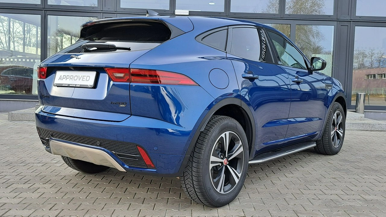 Jaguar E-Pace - Zdjęcie 9