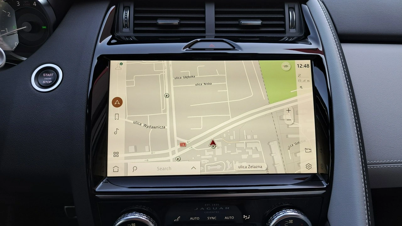 Jaguar E-Pace - Zdjęcie 24