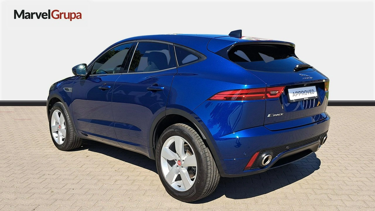 Jaguar E-Pace - Zdjęcie 6