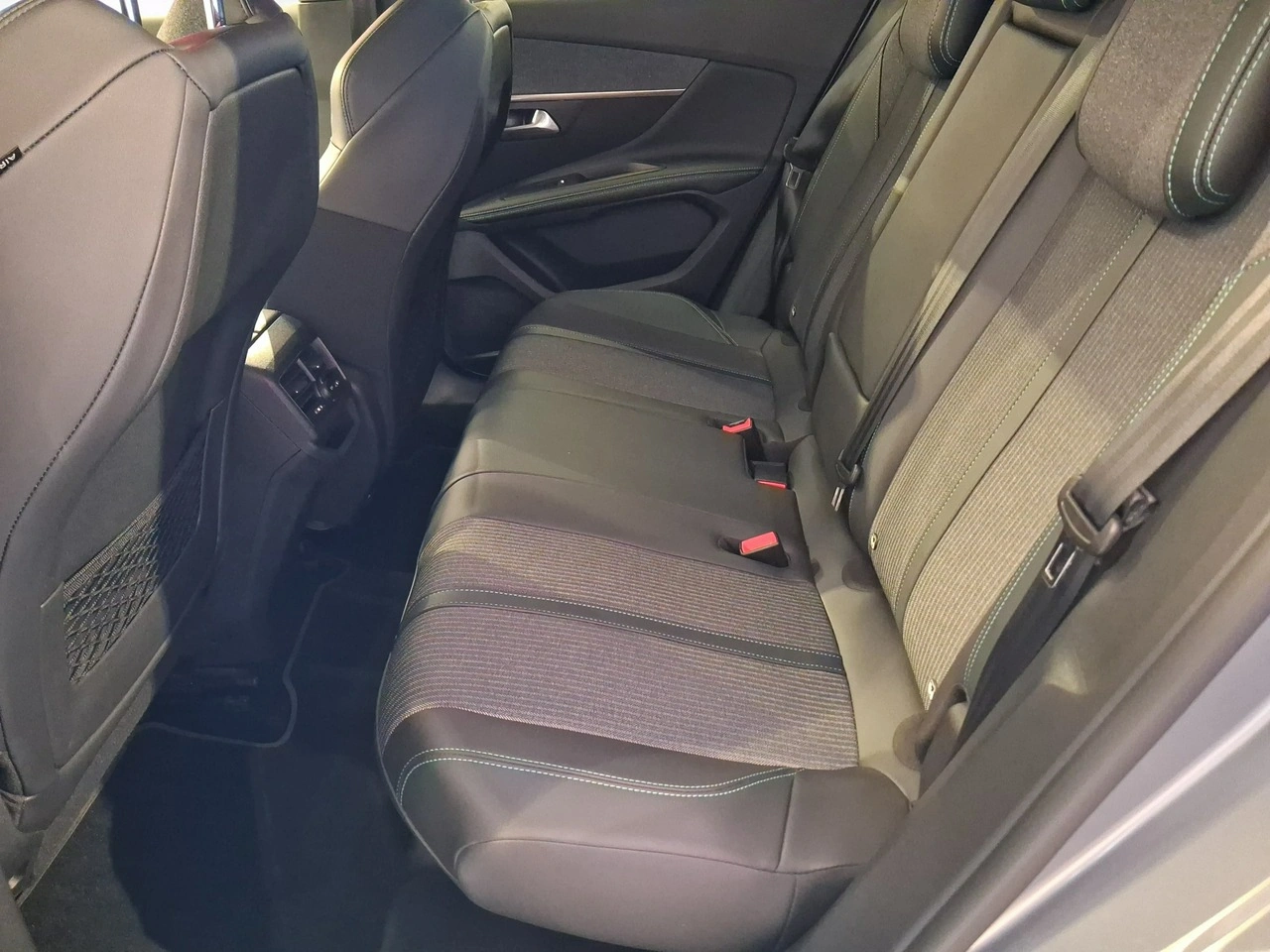 Peugeot 3008 - Zdjęcie 9