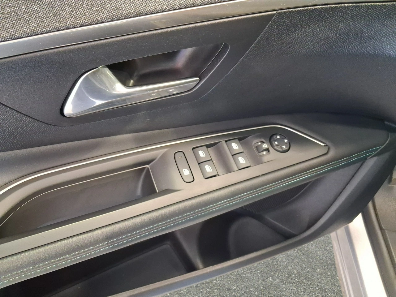 Peugeot 3008 - Zdjęcie 20