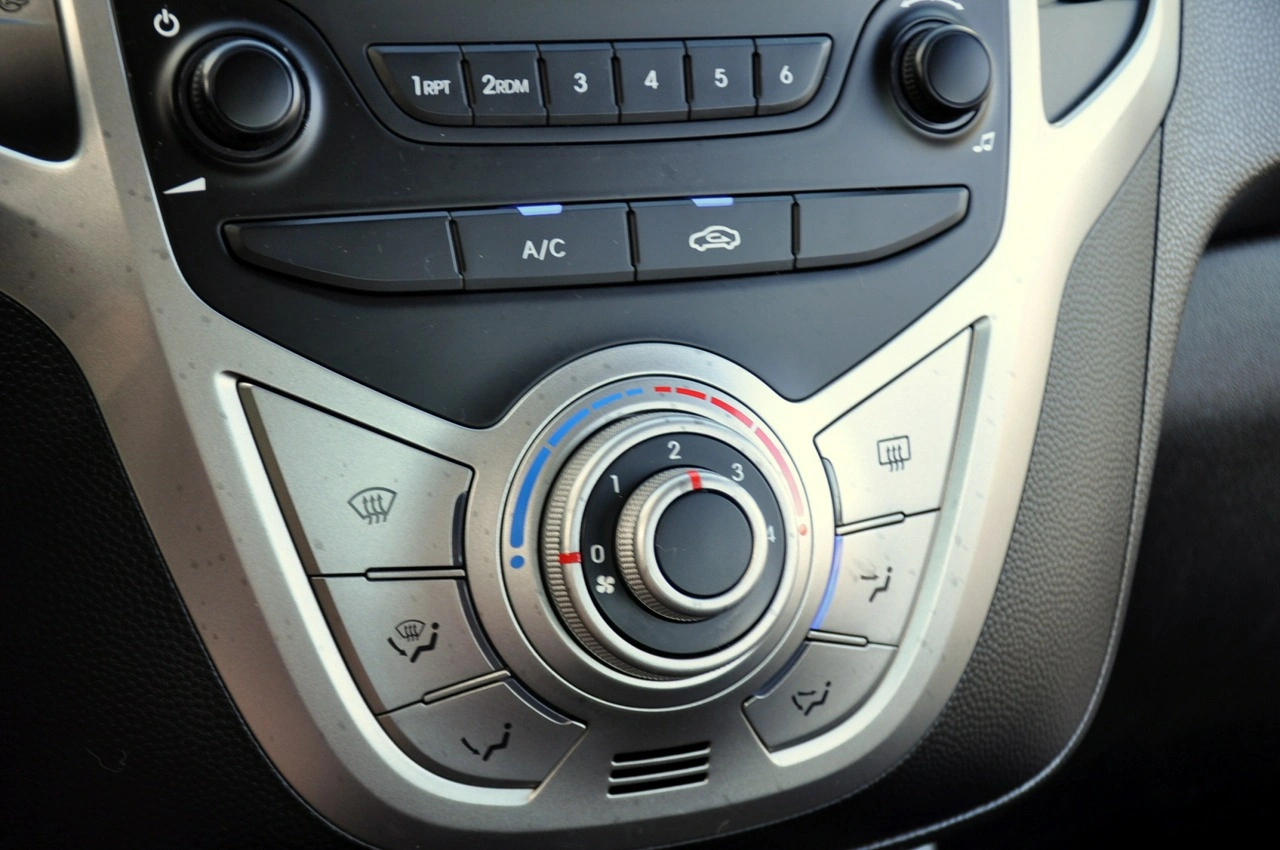 Hyundai ix20 - Zdjęcie 33