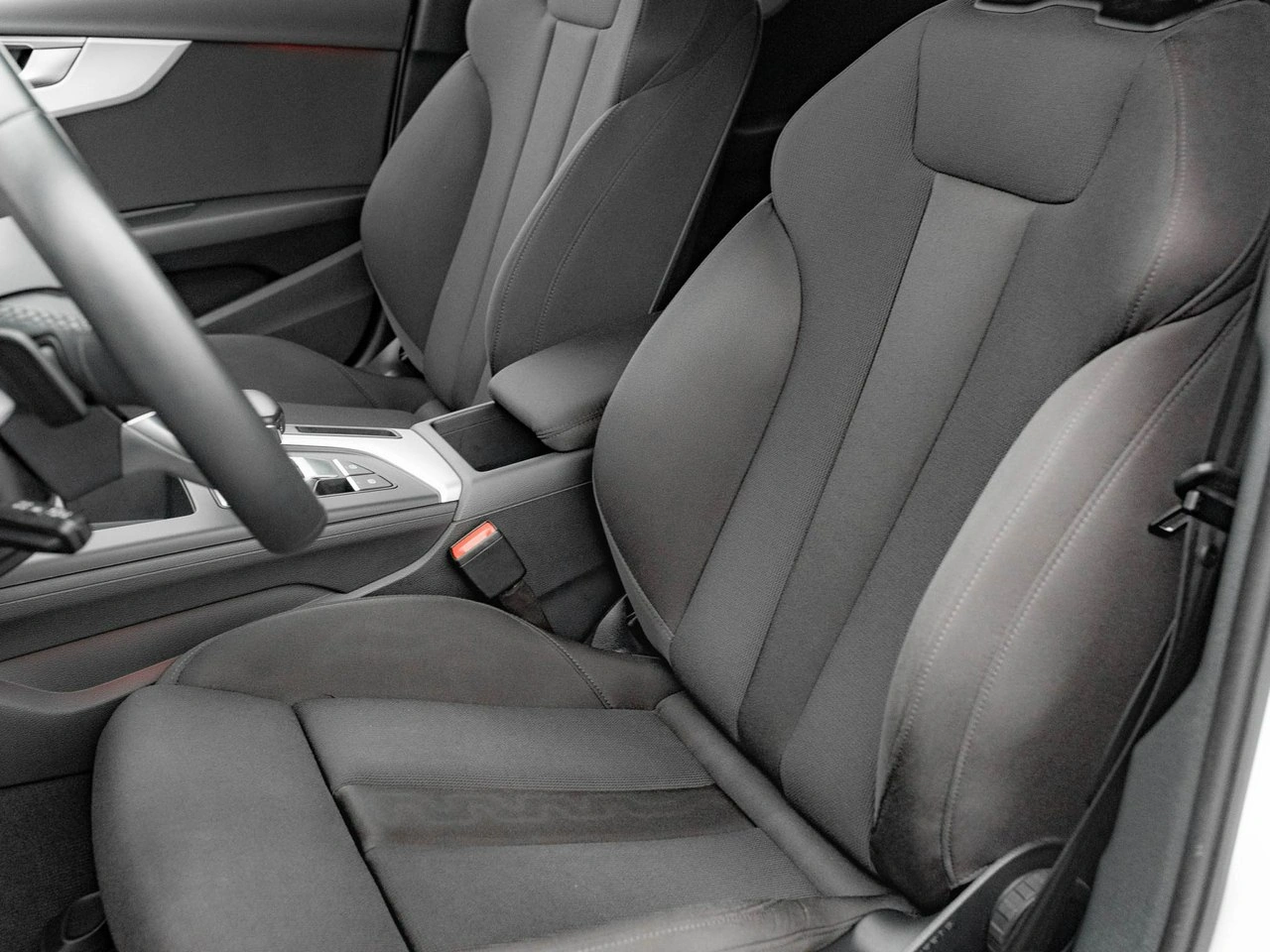 Audi A4 - Zdjęcie 13