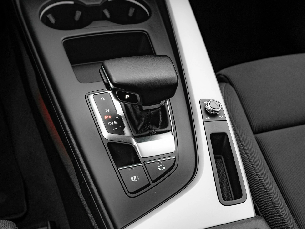 Audi A4 - Zdjęcie 18