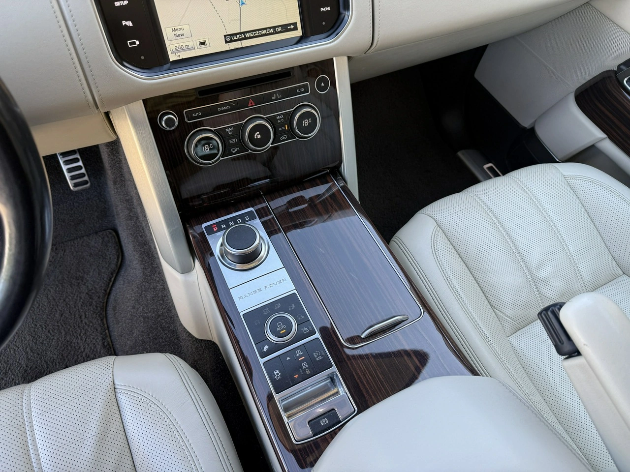 Land Rover Range Rover - Zdjęcie 16