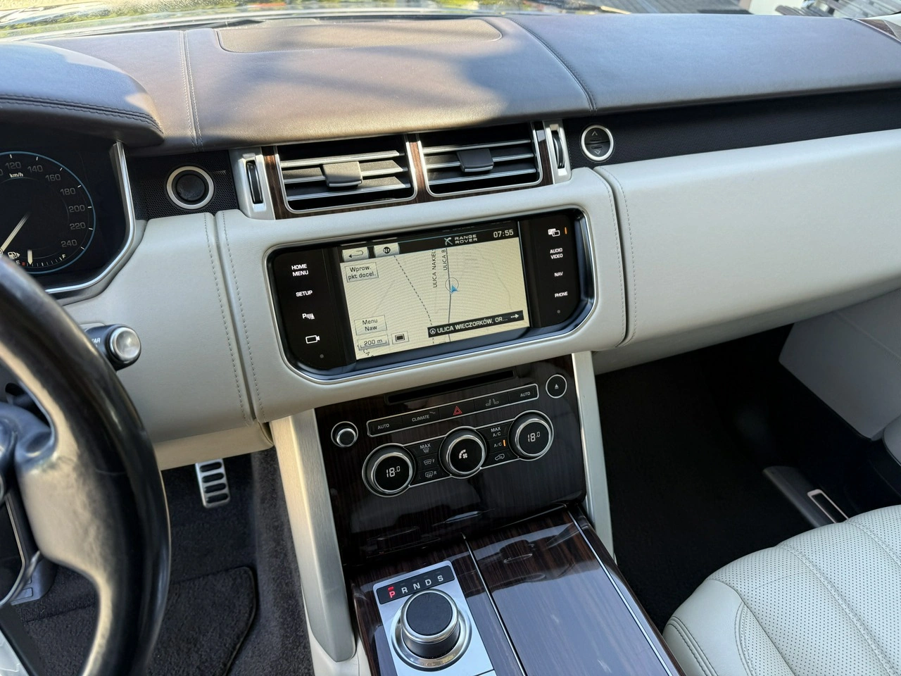 Land Rover Range Rover - Zdjęcie 17