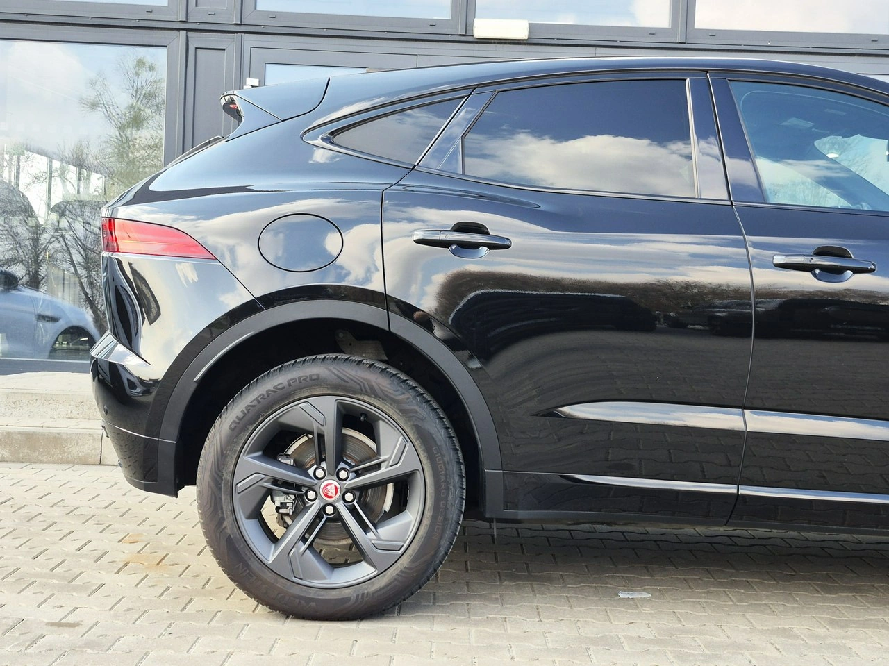Jaguar E-Pace - Zdjęcie 5