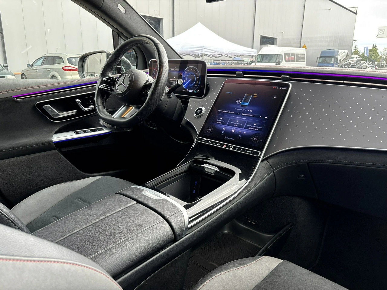Mercedes EQE - Zdjęcie 13