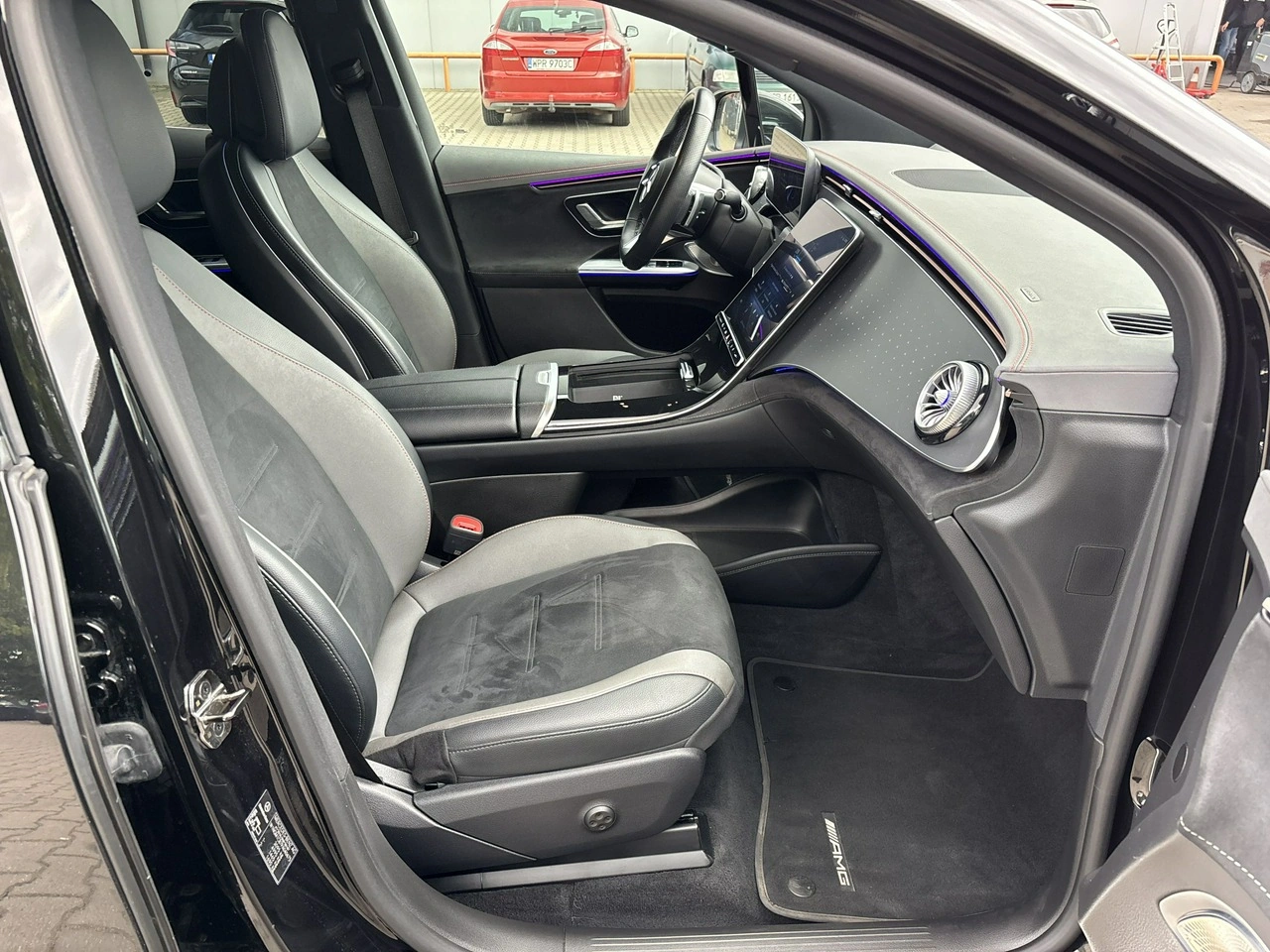 Mercedes EQE - Zdjęcie 14