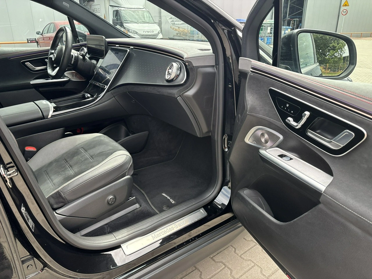 Mercedes EQE - Zdjęcie 15