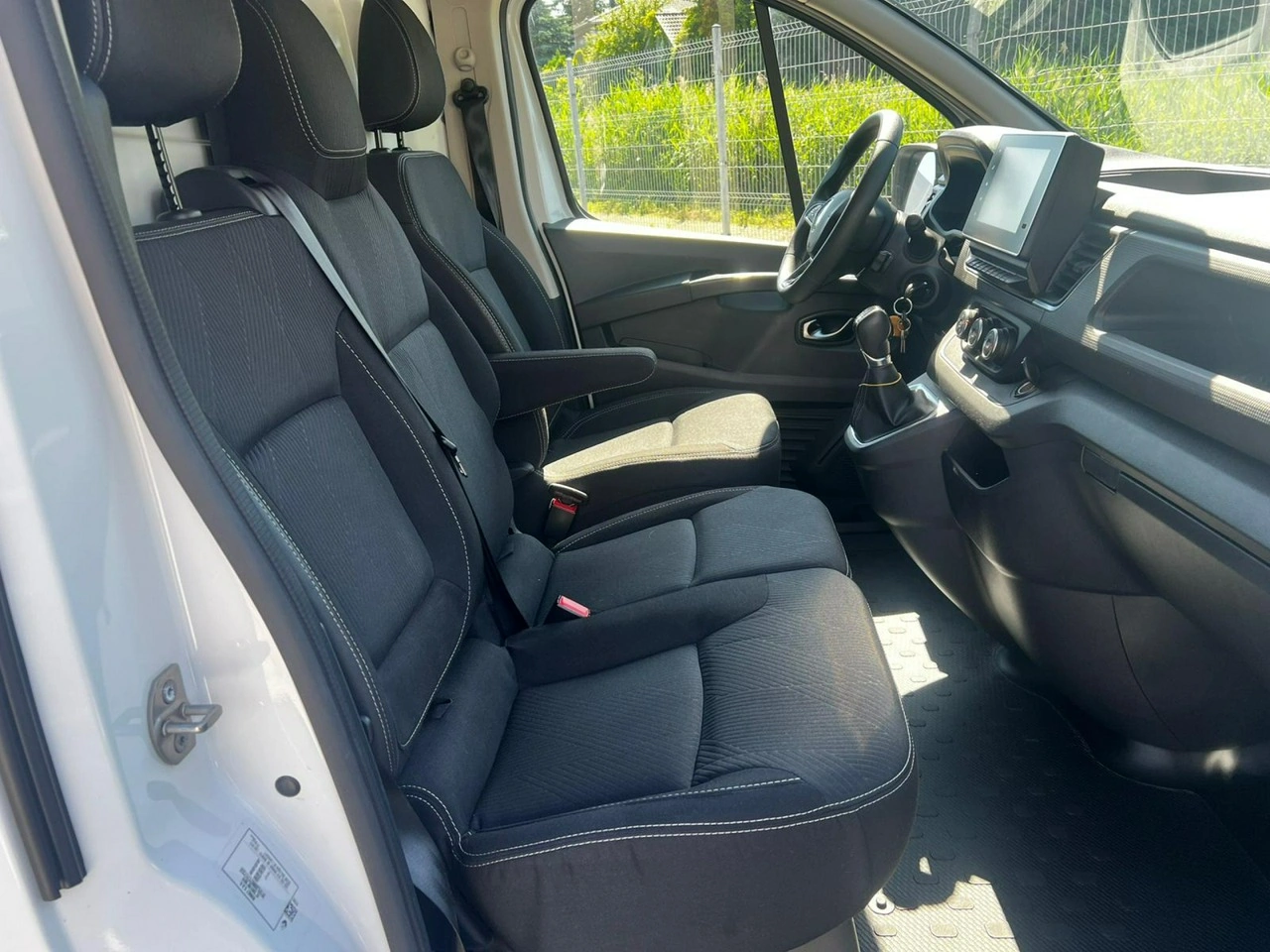 Renault Trafic - Zdjęcie 12